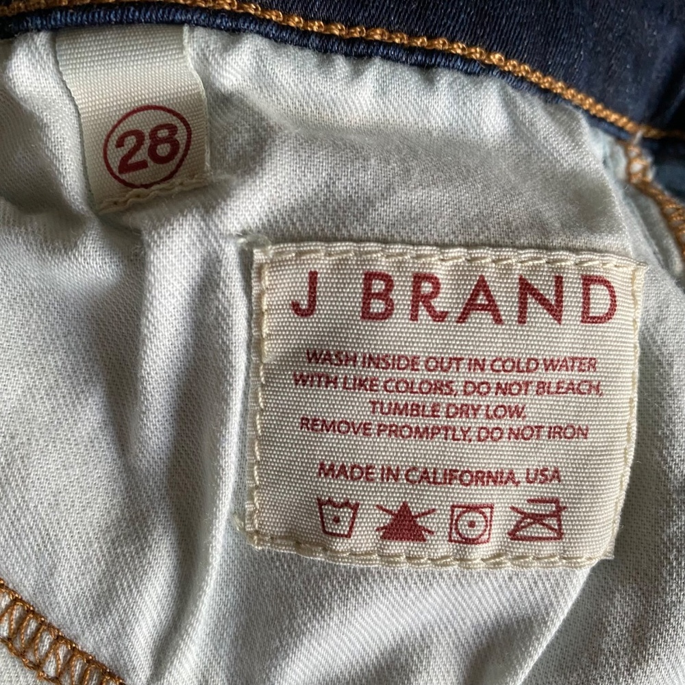 J Brand Maria Starless Skinny jean in dark wash Size 28 *NEVER WORN* - Picture 13 of 13
